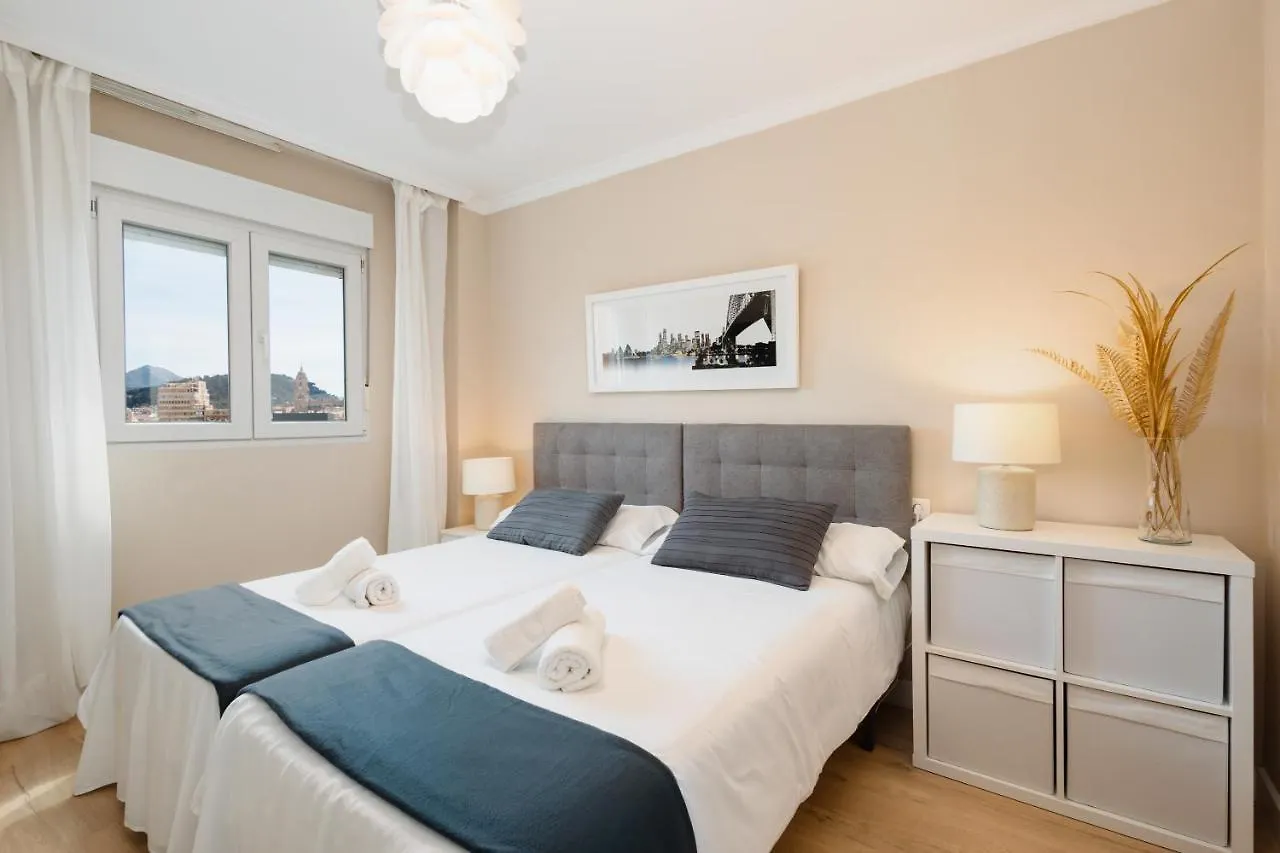 In The Historic Center Of Malaga, Very Close To The Beach And The Ave Train Station, With Private Parking Apartment