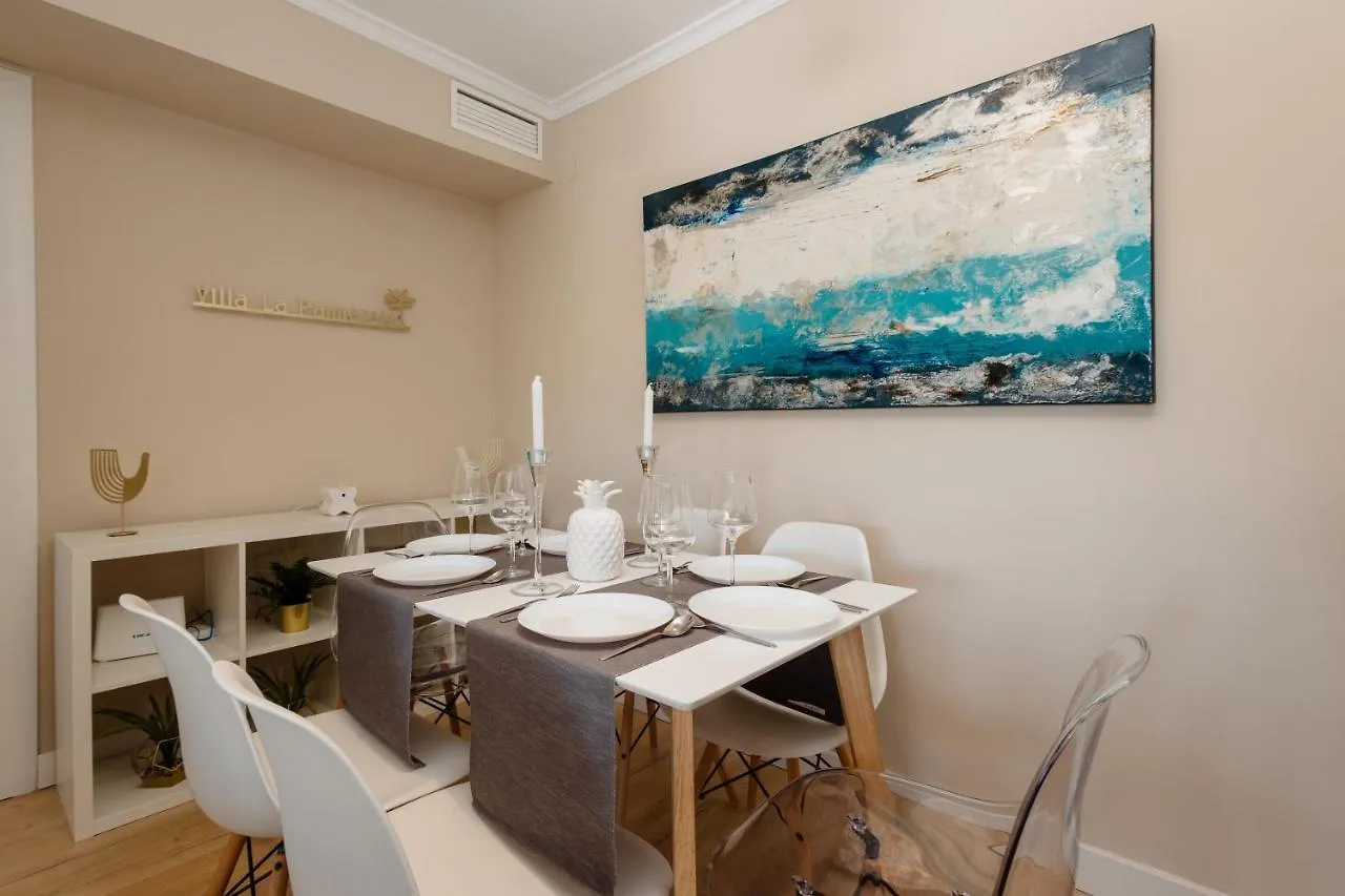 Apartment In The Historic Center Of Malaga, Very Close To The Beach And The Ave Train Station, With Private Parking