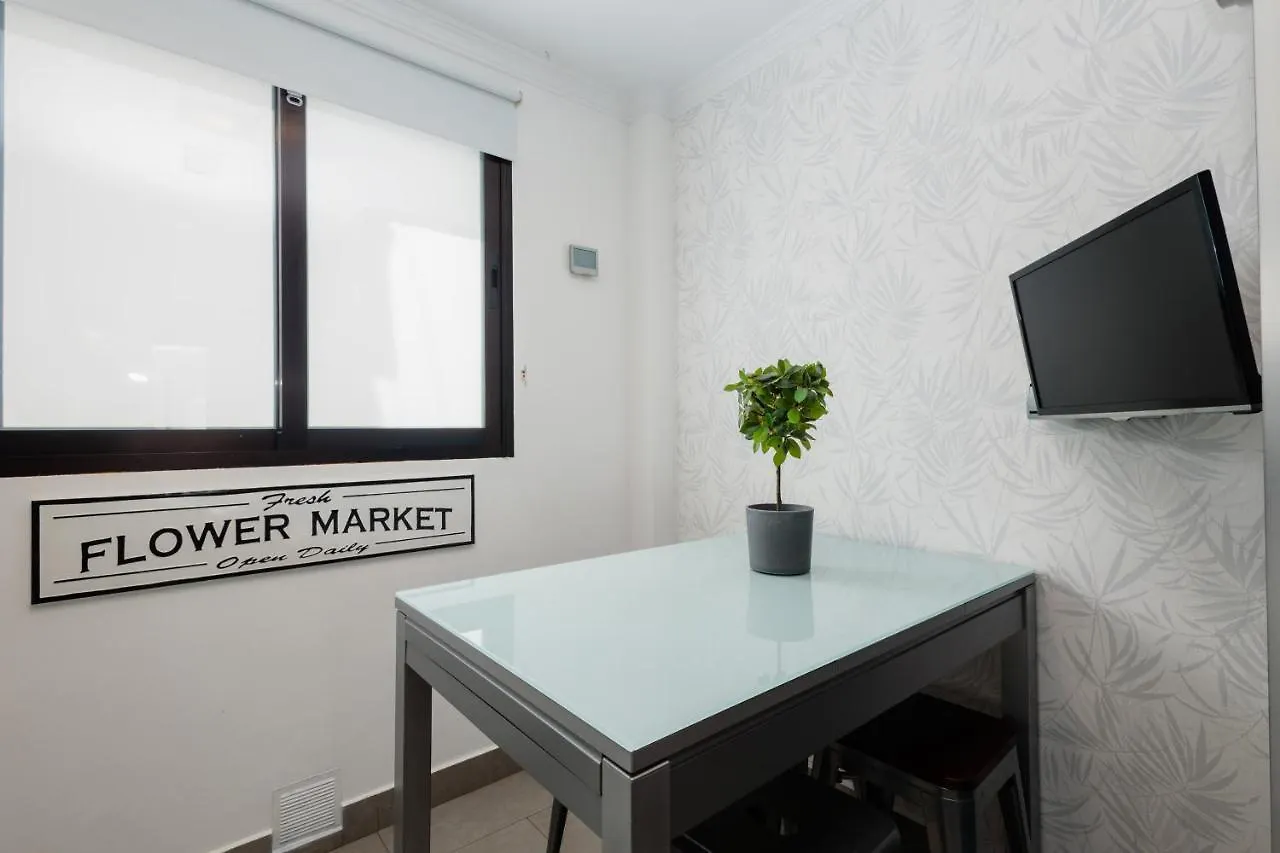 In The Historic Center Of Malaga, Very Close To The Beach And The Ave Train Station, With Private Parking